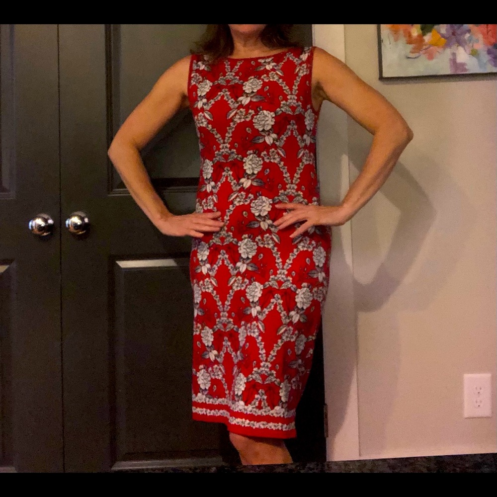 Max studio red floral scoop neck sleeveless dress size small